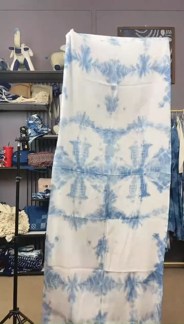 【闪购商品】蓝白围巾