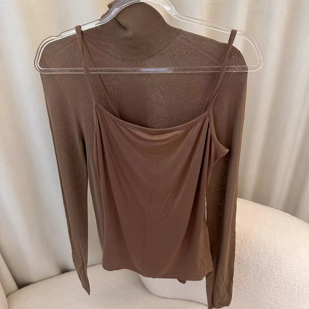 全新未使用 MaxMara MaxMara 经典款卡其色两件套纱线上衣