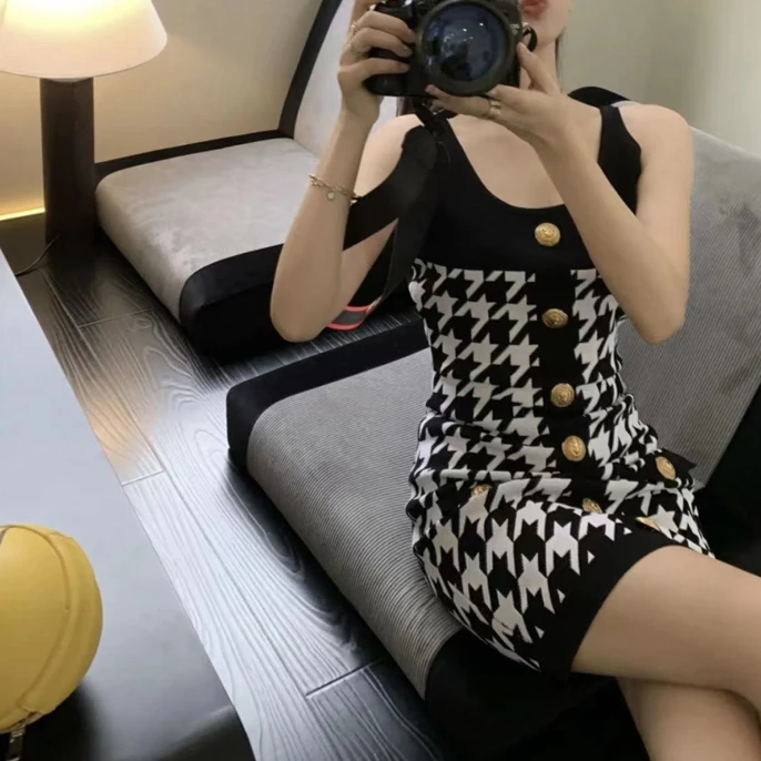 Balmain 千鸟格金扣连衣裙 【香港仓】