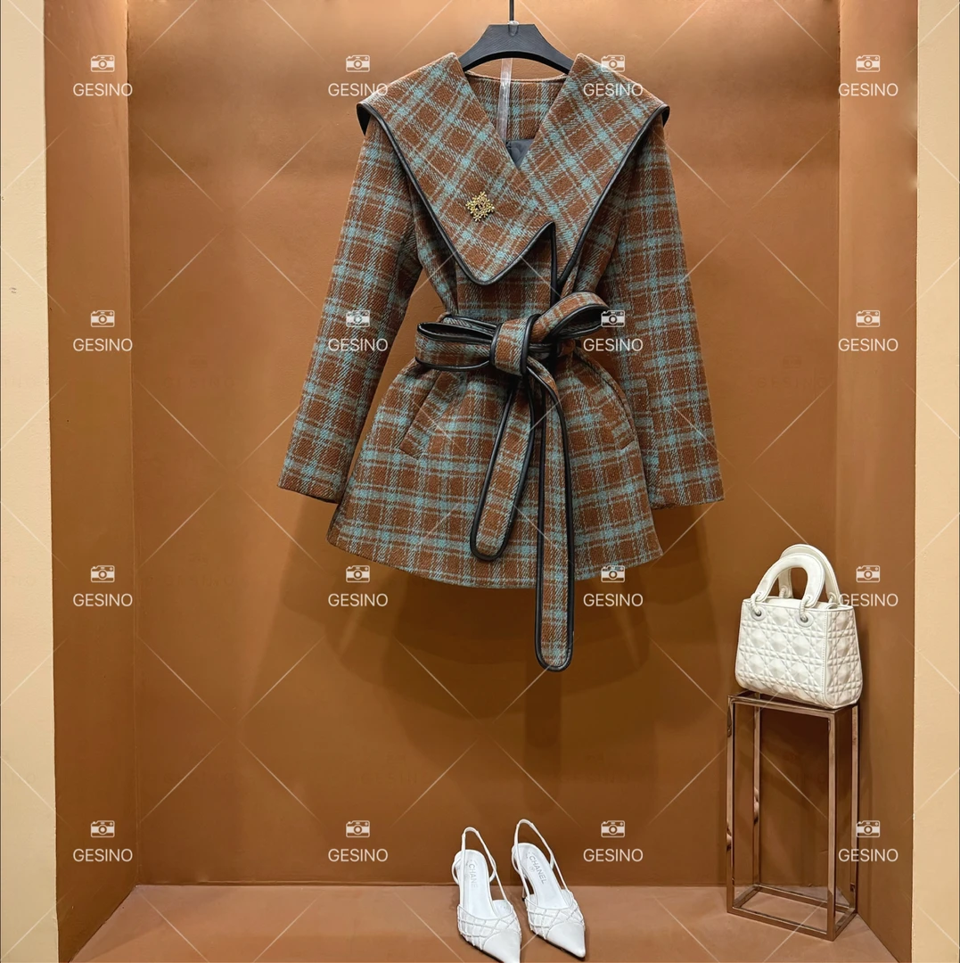 【关关】秋冬气质小香风时尚设计师中长款羽绒服 QD-2024956