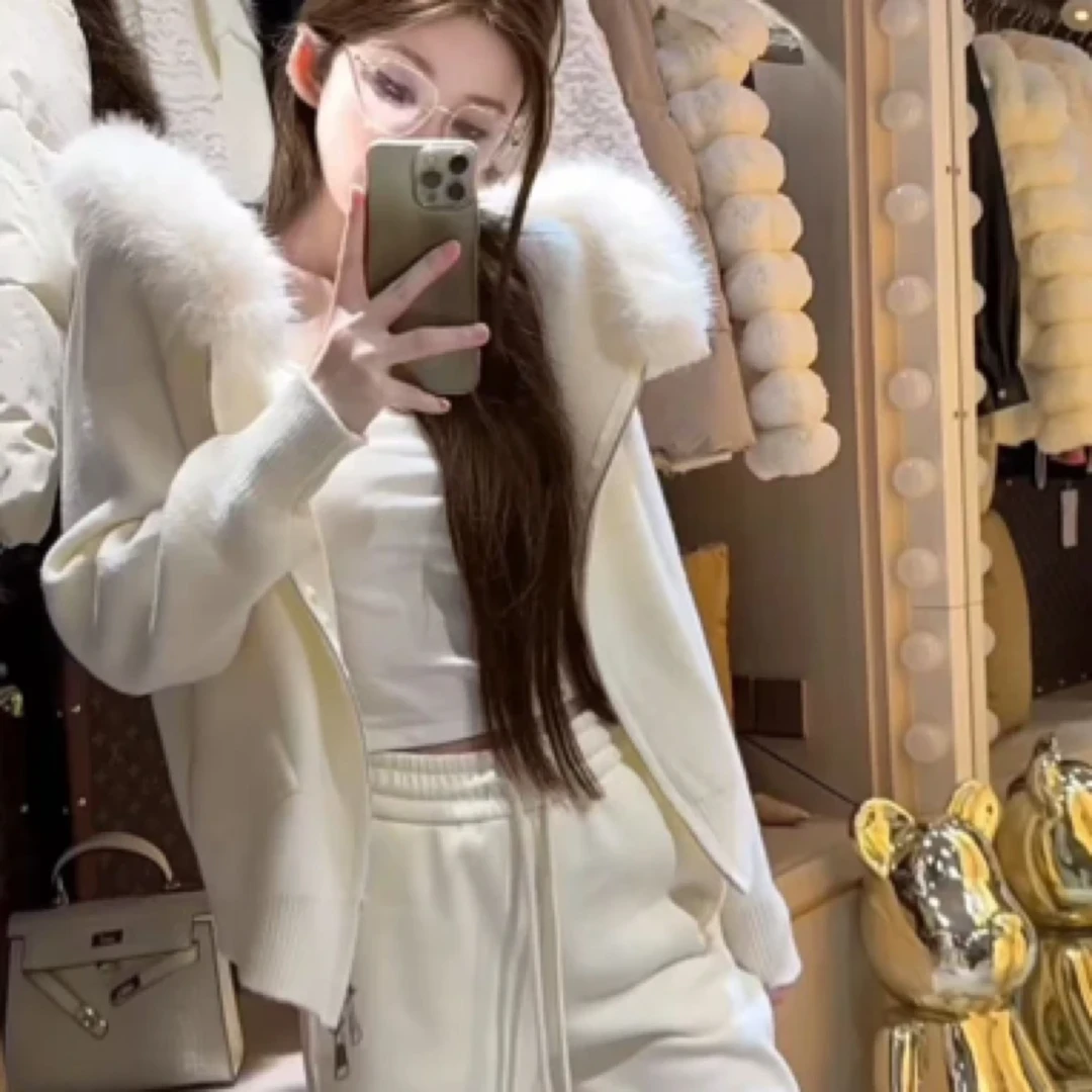 高级感甜美减龄大毛领连帽毛衣外套女秋冬季新款显瘦开衫