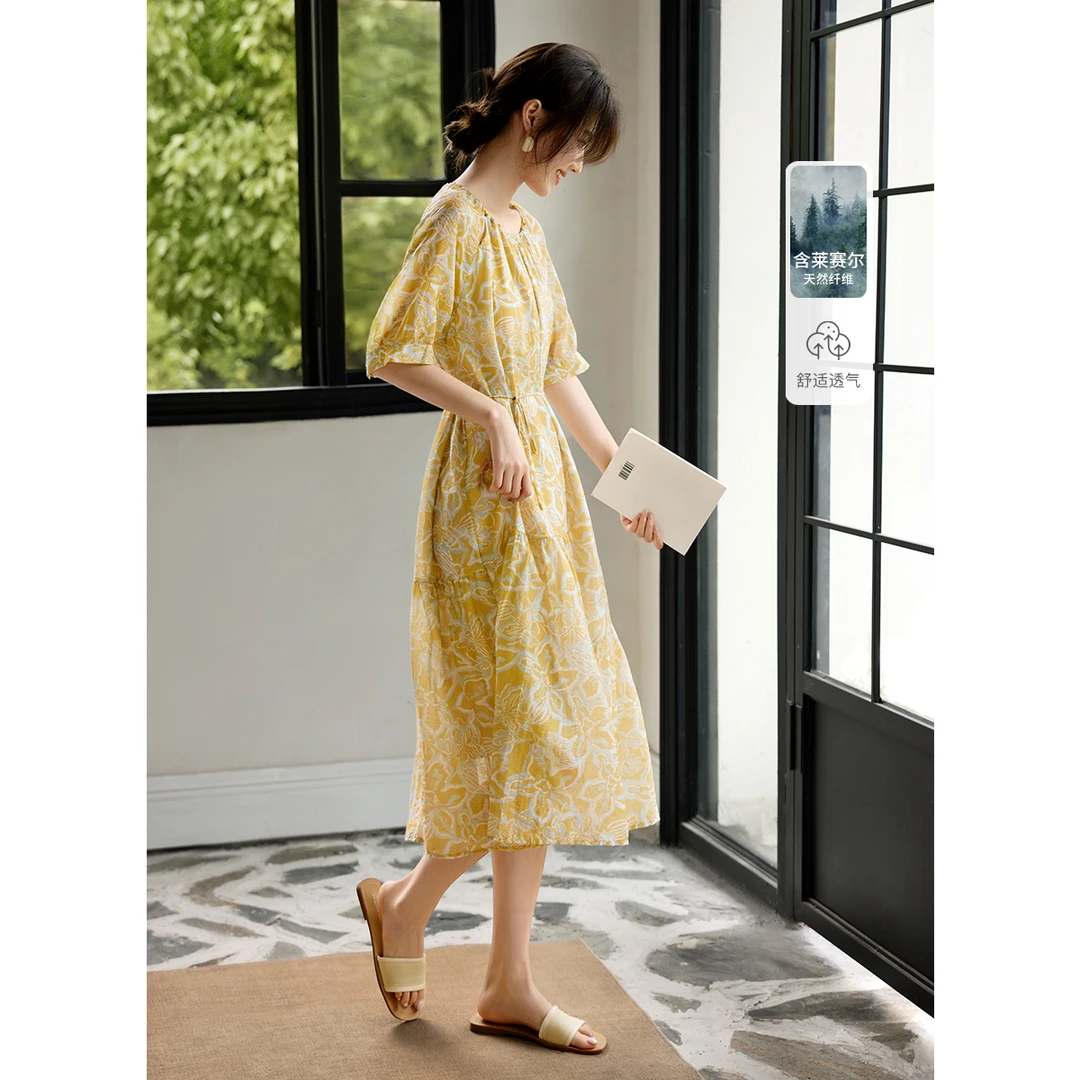 XWI/欣未简约宽松度假连衣裙25夏季女款优雅肩部镂空设计感连衣裙