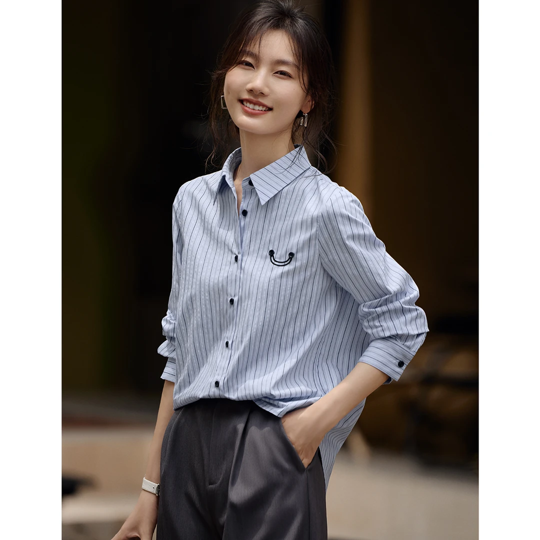 XWI/欣未时尚设计感撞色刺绣条纹衬衫2025秋季气质潮流百搭衬衣女