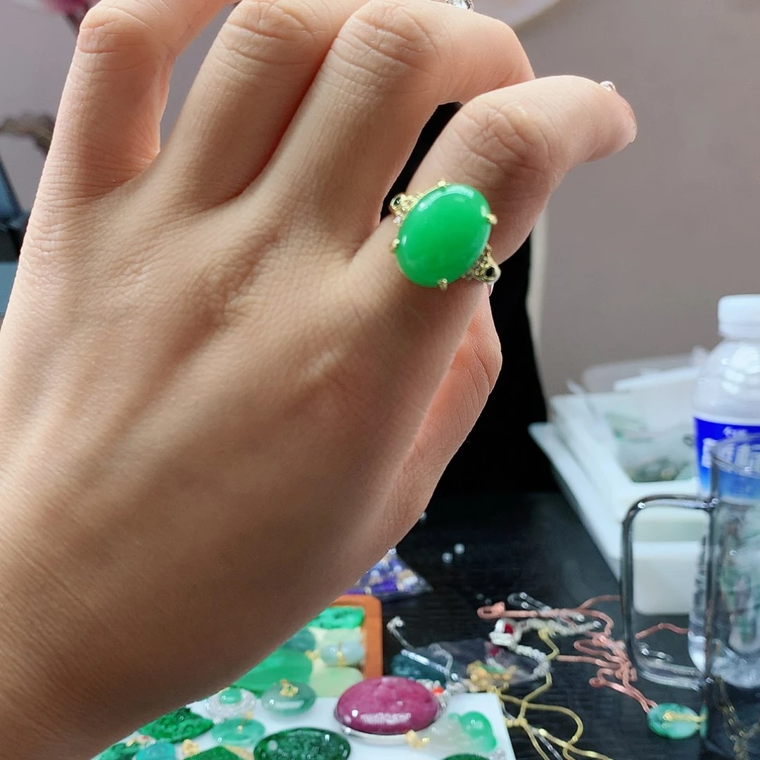 【闪购商品】翡翠戒指未镶嵌，