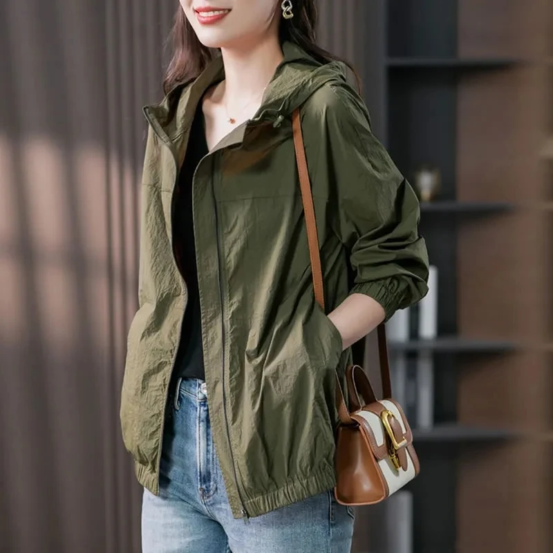 爆款连帽轻薄短外套女2025春季新款韩版小个子夹克宽松休闲上衣