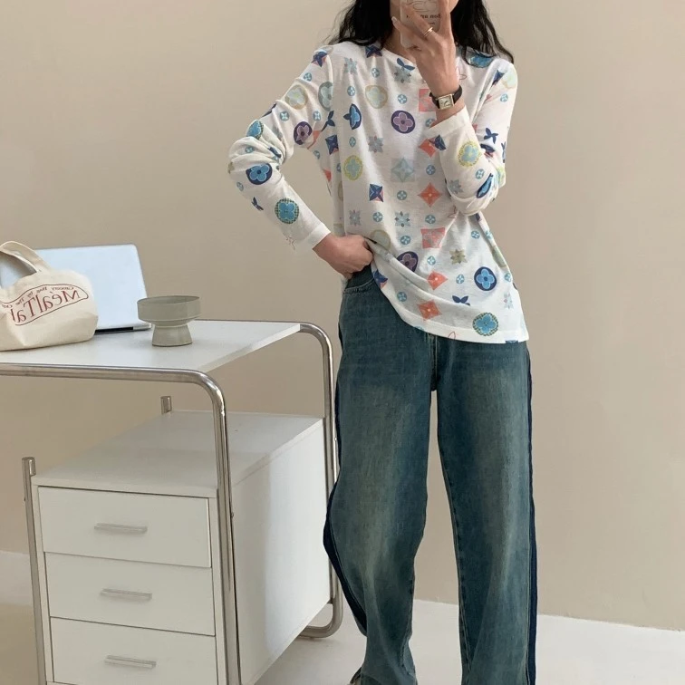 顾姐推荐:3D印花圆领宽松薄款套头春季上衣百搭文艺风打底