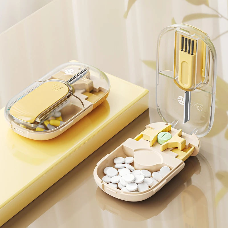 日本磁吸切药器四分之一分药器一分二切药片分割神器便携药物药盒