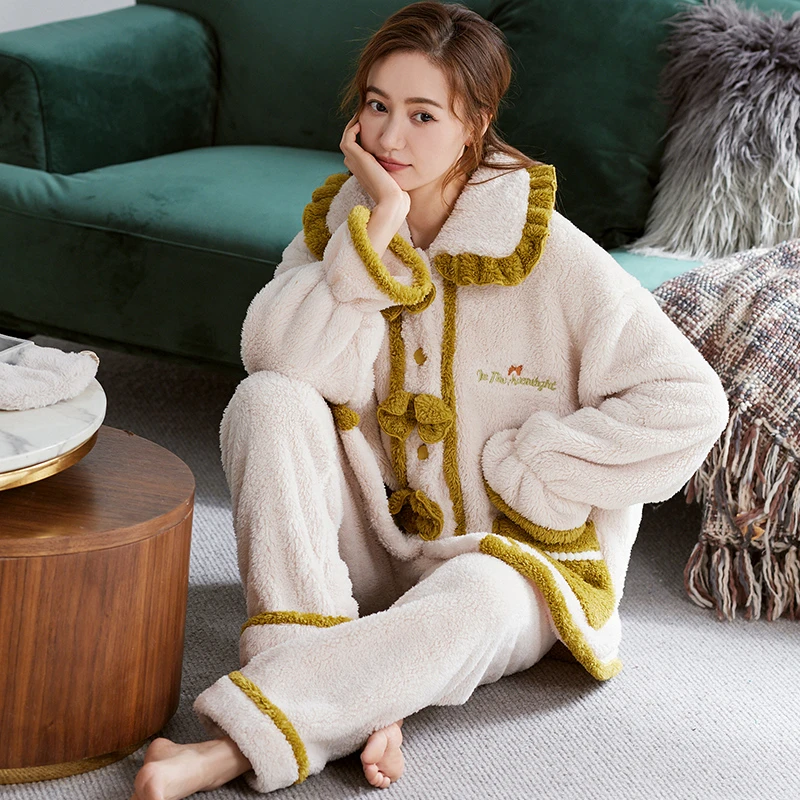 睡衣女秋冬加厚加绒珊瑚绒女款毛绒绒保暖软糯可外穿洋气家居服
