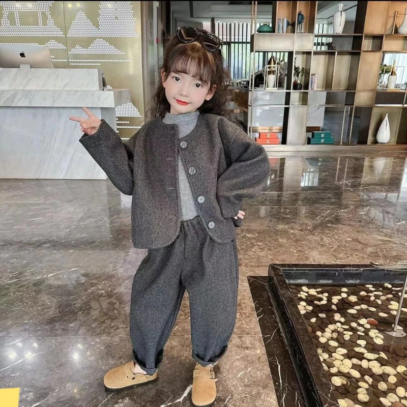 女童秋装呢子套装2024新款儿童毛呢韩范时髦洋气宝宝春秋三件套潮