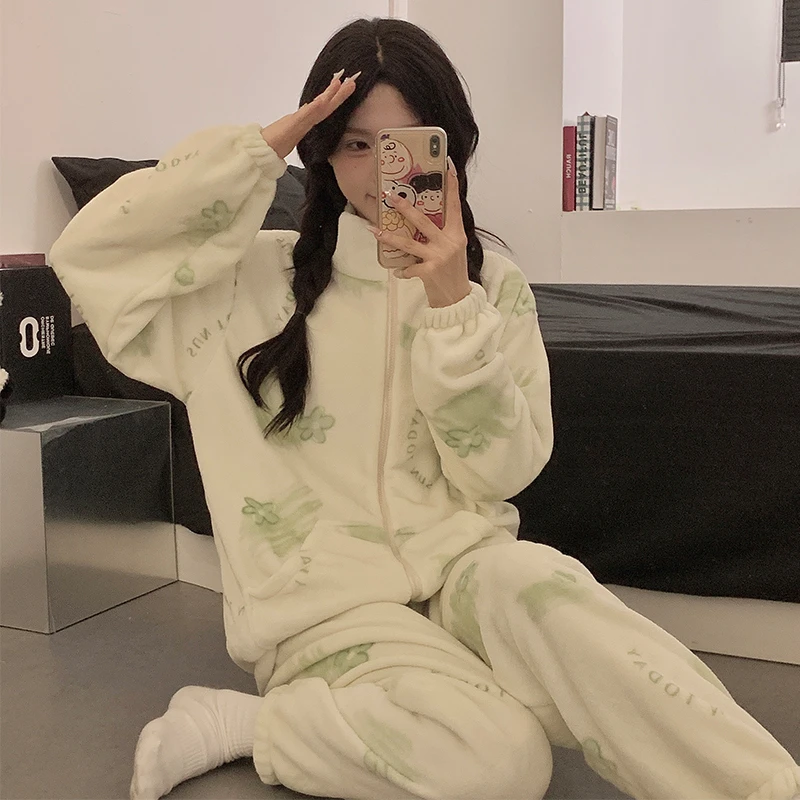 秋冬季新款法兰绒睡衣女生拉链高领长袖长裤加厚保暖家居服两件套