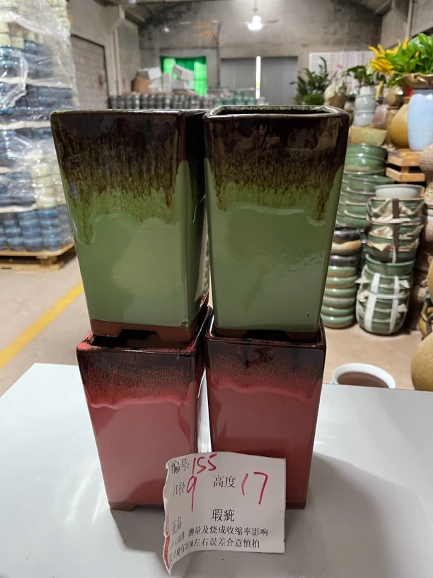 155紫砂粗陶花盆口9高17左右有孔