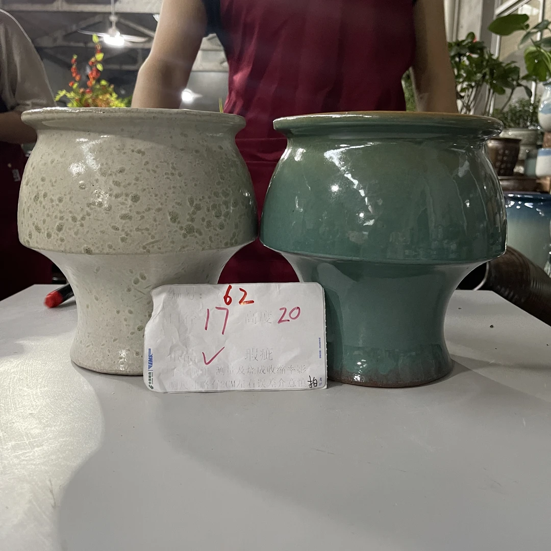 62粗陶紫砂花盆口17高20左右有孔