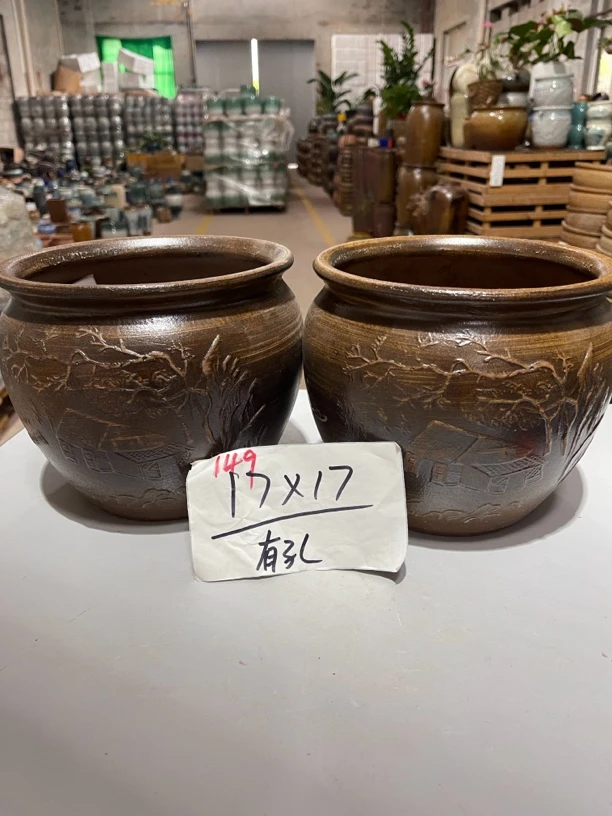 149紫砂粗陶花盆口17高17左右有孔