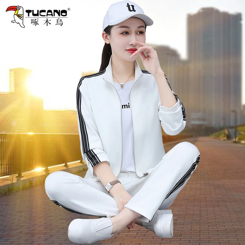 啄木鸟休闲运动服套装女春秋2024新款秋装中年女士开衫卫衣三件套