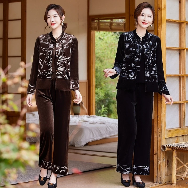 妈妈秋装洋气金丝绒套装新款时尚中老年女士春秋国风马甲三件套