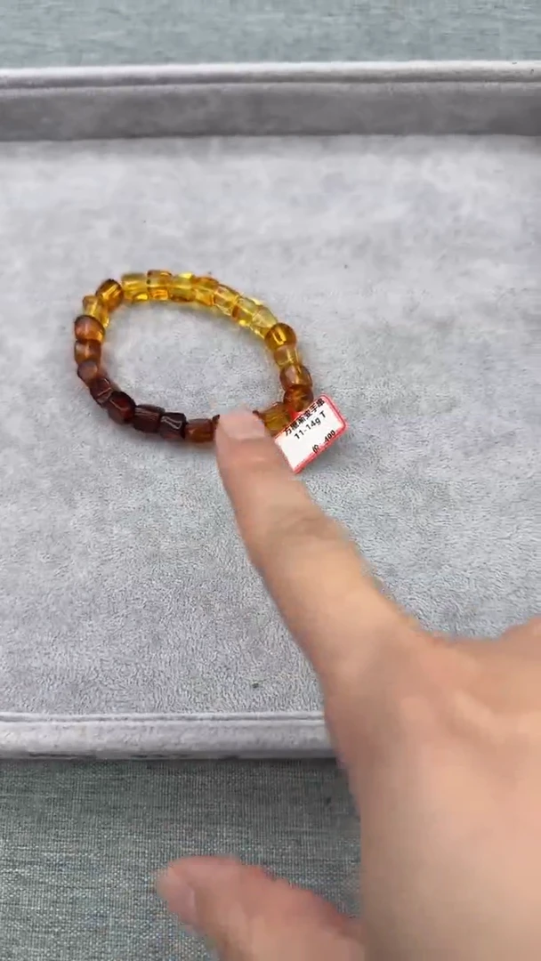 【闪购商品】琥珀手串未镶嵌249秒拍号