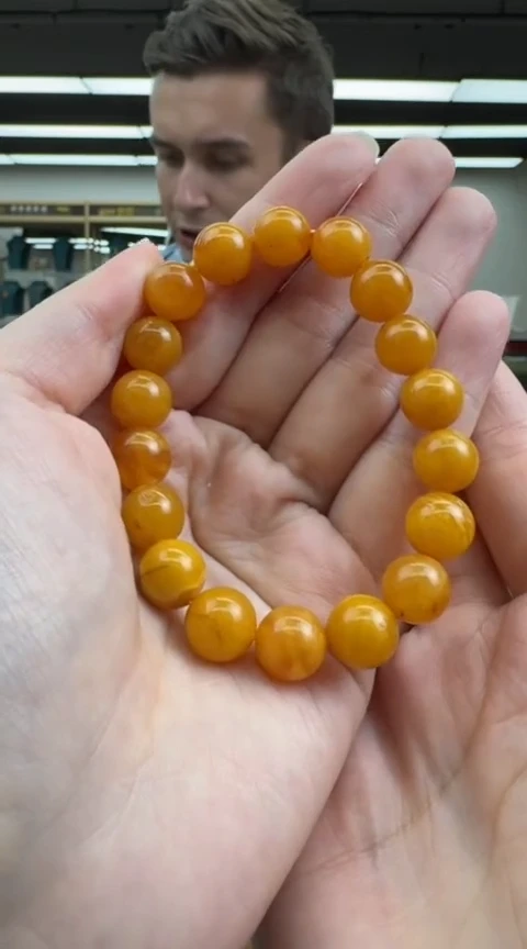 【闪购商品】琥珀手串未镶嵌318秒拍号