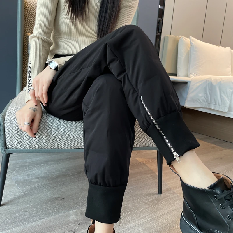 羽绒裤女外穿时尚高腰2024冬季新款加厚保暖防寒束脚女士棉裤靴裤