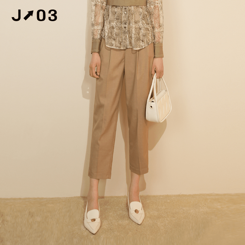J03简约女装 春夏新款卡其色不对称腰头收褶直筒长裤职场OL