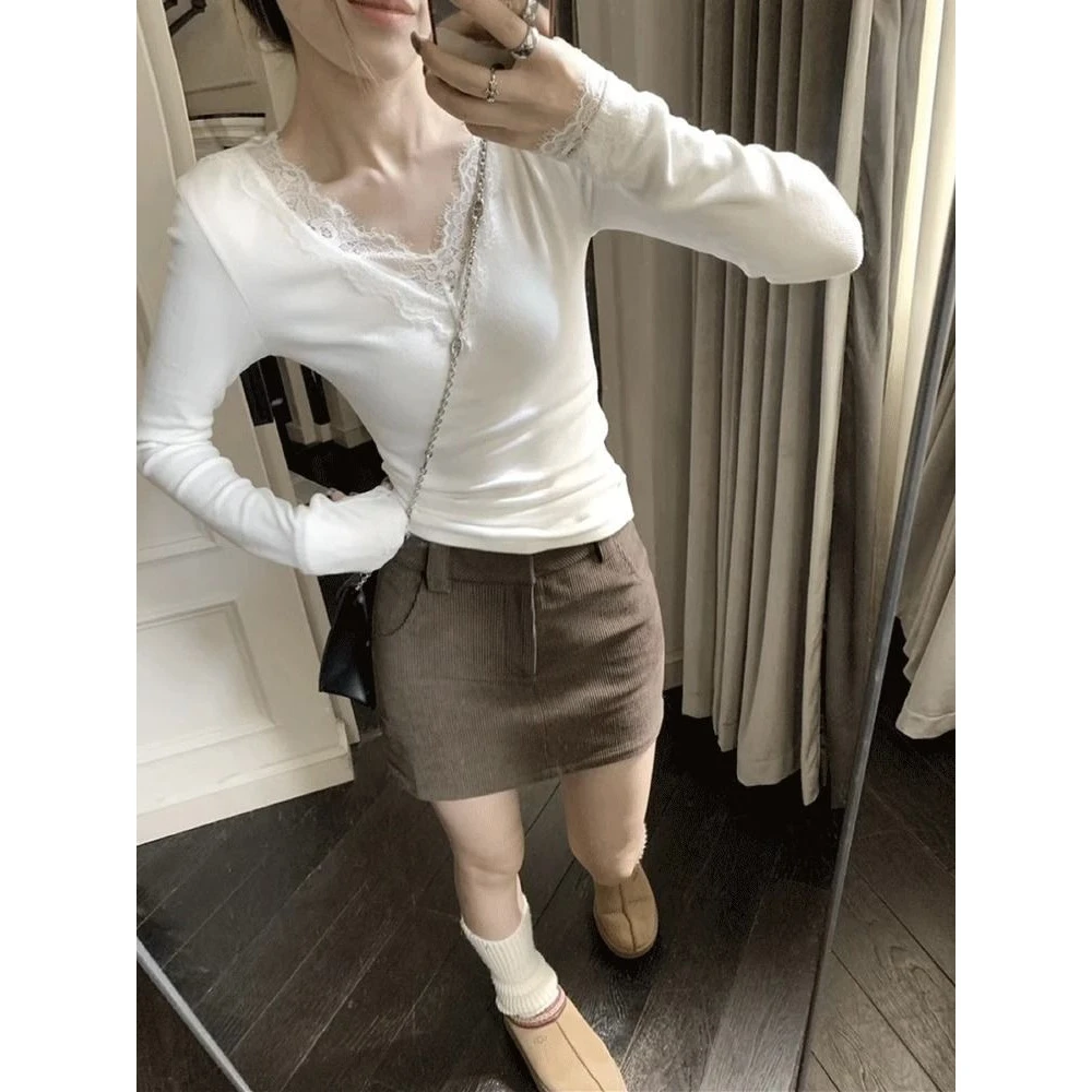 纯欲白色蕾丝拼接爆款长袖t恤性感别致修身百搭显瘦蕾丝打底上衣