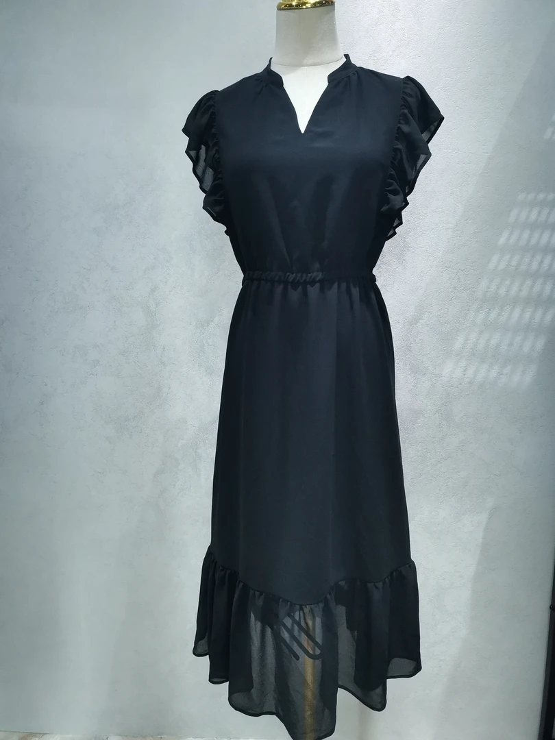 茧罗2025新款轻奢收腰女装连衣裙薄款V领裙气质时尚荷叶边