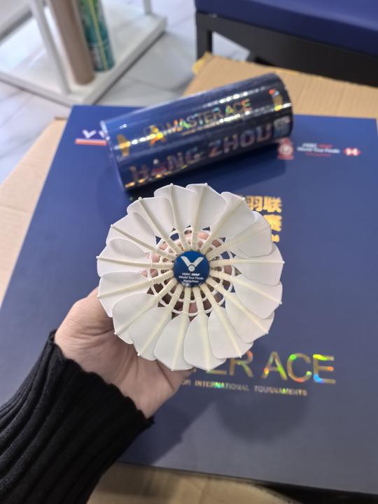 胜利大师ACE鹅毛全圆羽毛球24杭州总决赛纪念款3只装