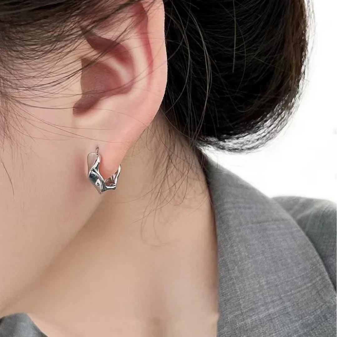 铜合金耳饰 时尚通勤小圈耳环气质百搭素款耳扣韩版简约冷淡风