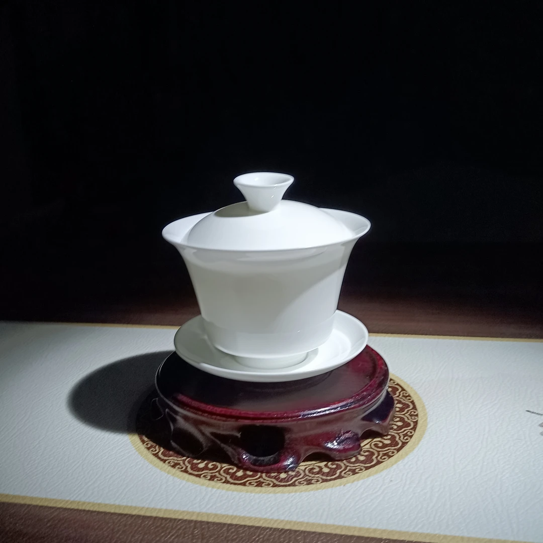 潮州高骨瓷薄胎圆形盖碗 高档白釉陶瓷防烫泡茶碗三才工夫茶具