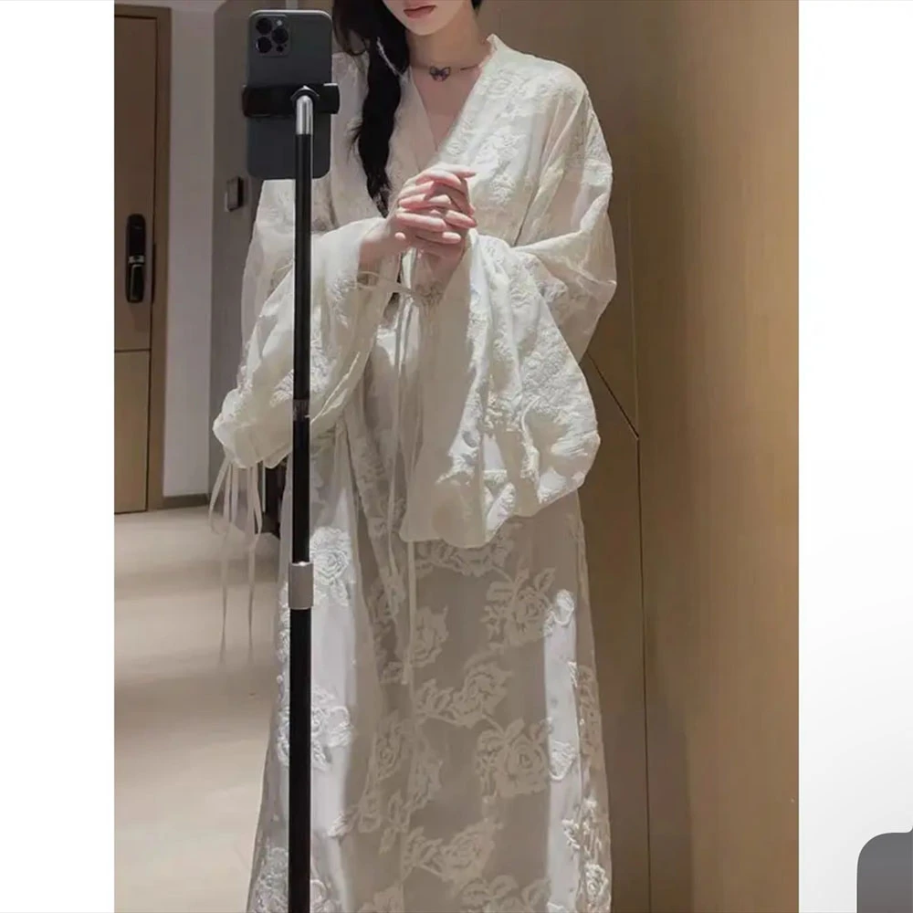 法式高级宽松绑带绝美显瘦气质清冷刺绣仙女连衣裙 M666