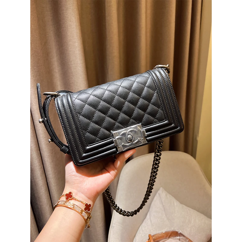 全新未使用 Chanel/香奈儿 澳海贝/leboy黑银荔枝纹小牛皮包