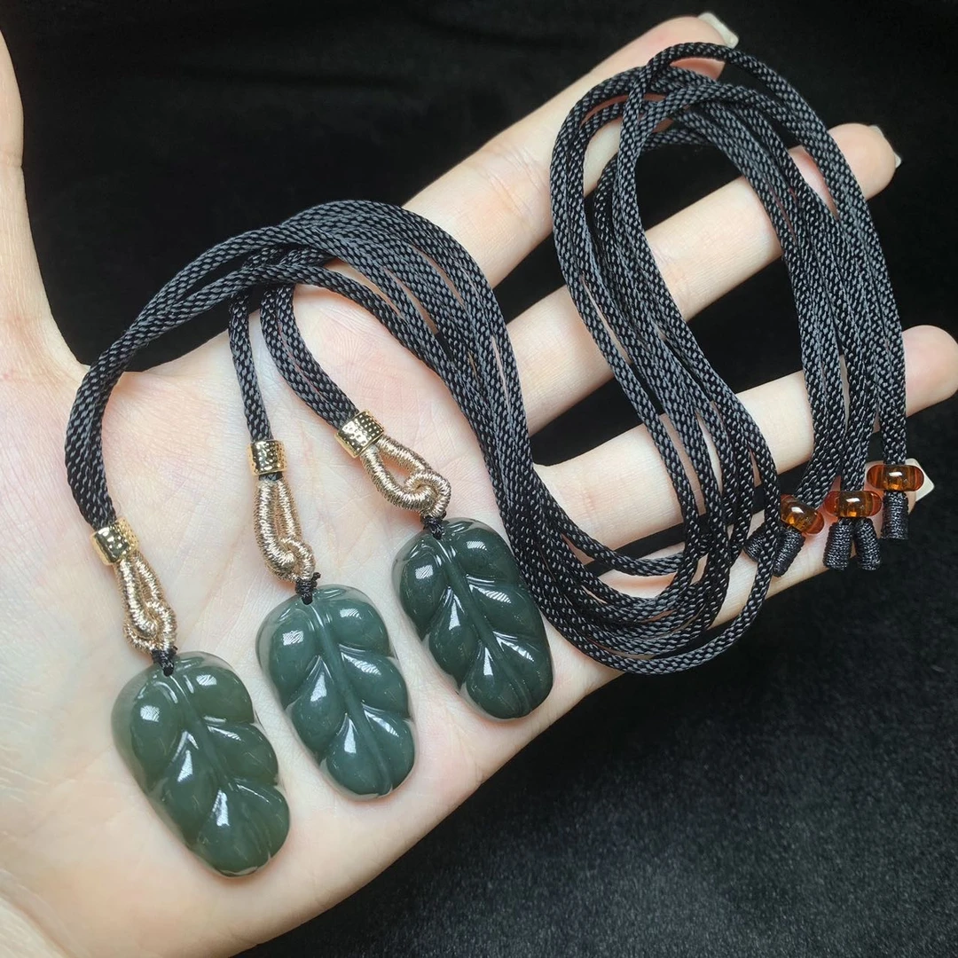 【小宝珠宝】18  S81669-和田玉叶子吊坠-多样性发一件-29x17x6mm