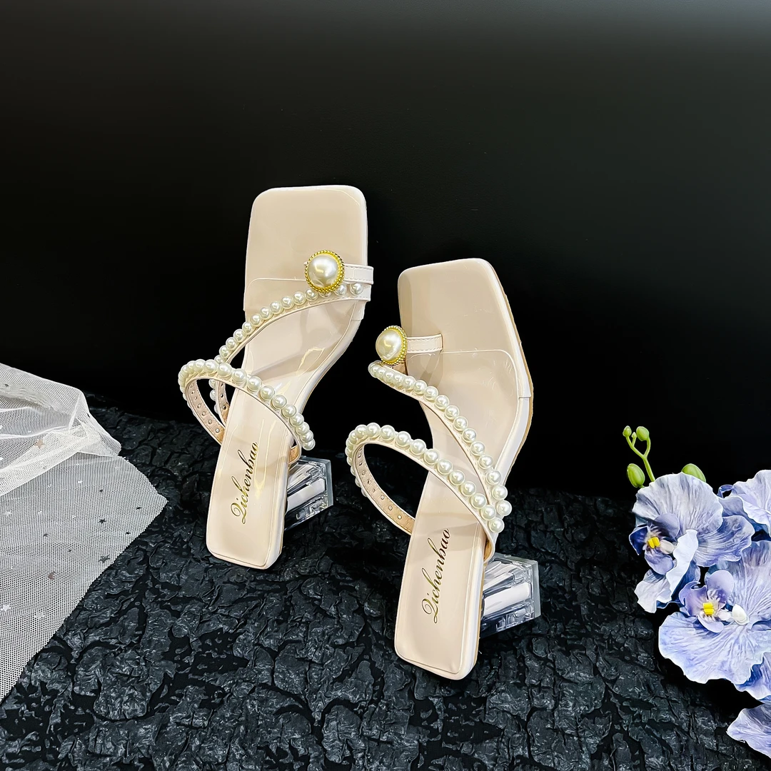 小众女夏外穿2024年新款百搭轻奢仙女风珍珠粗跟露趾水晶跟凉鞋女