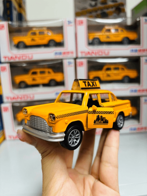 合金声光出租车1:36回力TAXI模型车