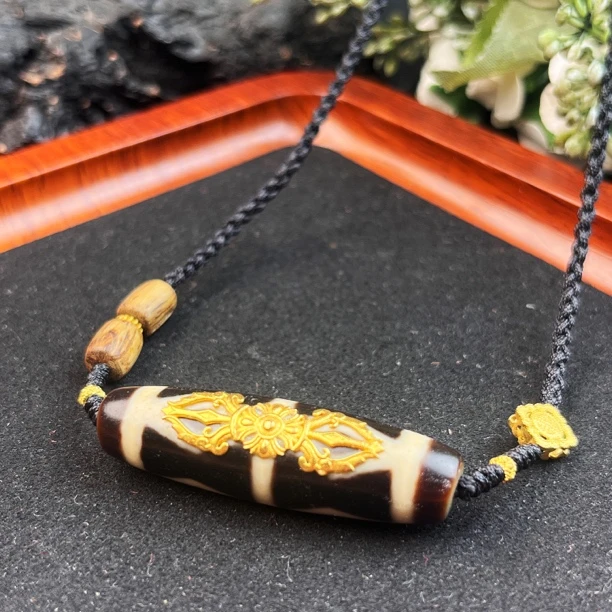 【四宝臻品】18K金镶嵌金刚杵六眼玛瑙珠原创设计文玩项链