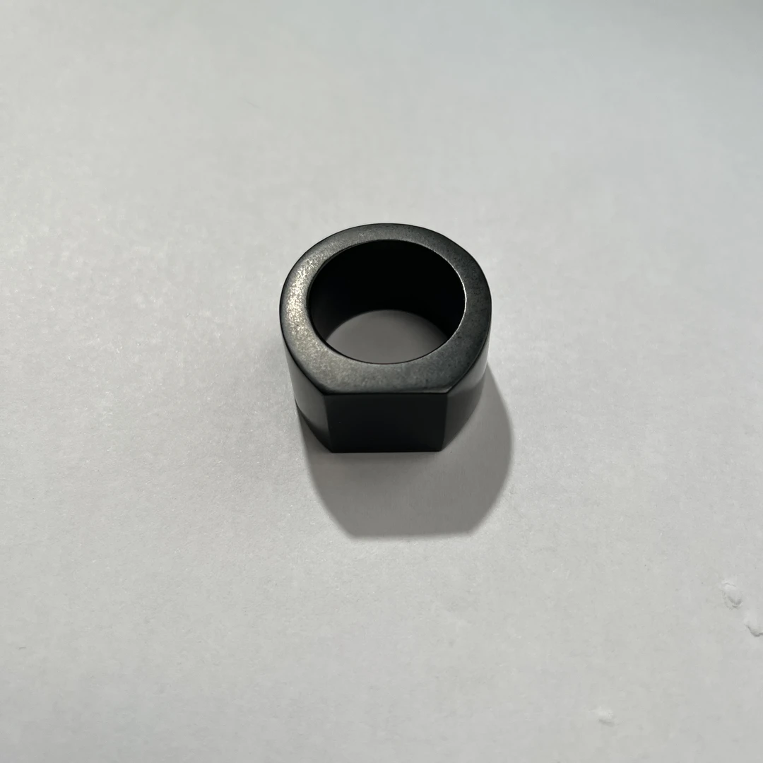 【春日珠宝】【玉道·出品】天然和田玉 黑青戒指扳指内径23mm 百搭