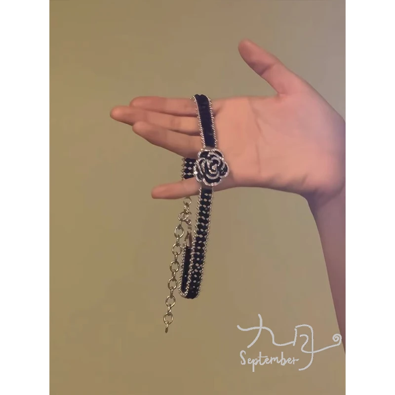 铜合金合成锆石项链 黑色山茶花项链女法式轻奢小众choker锁骨链