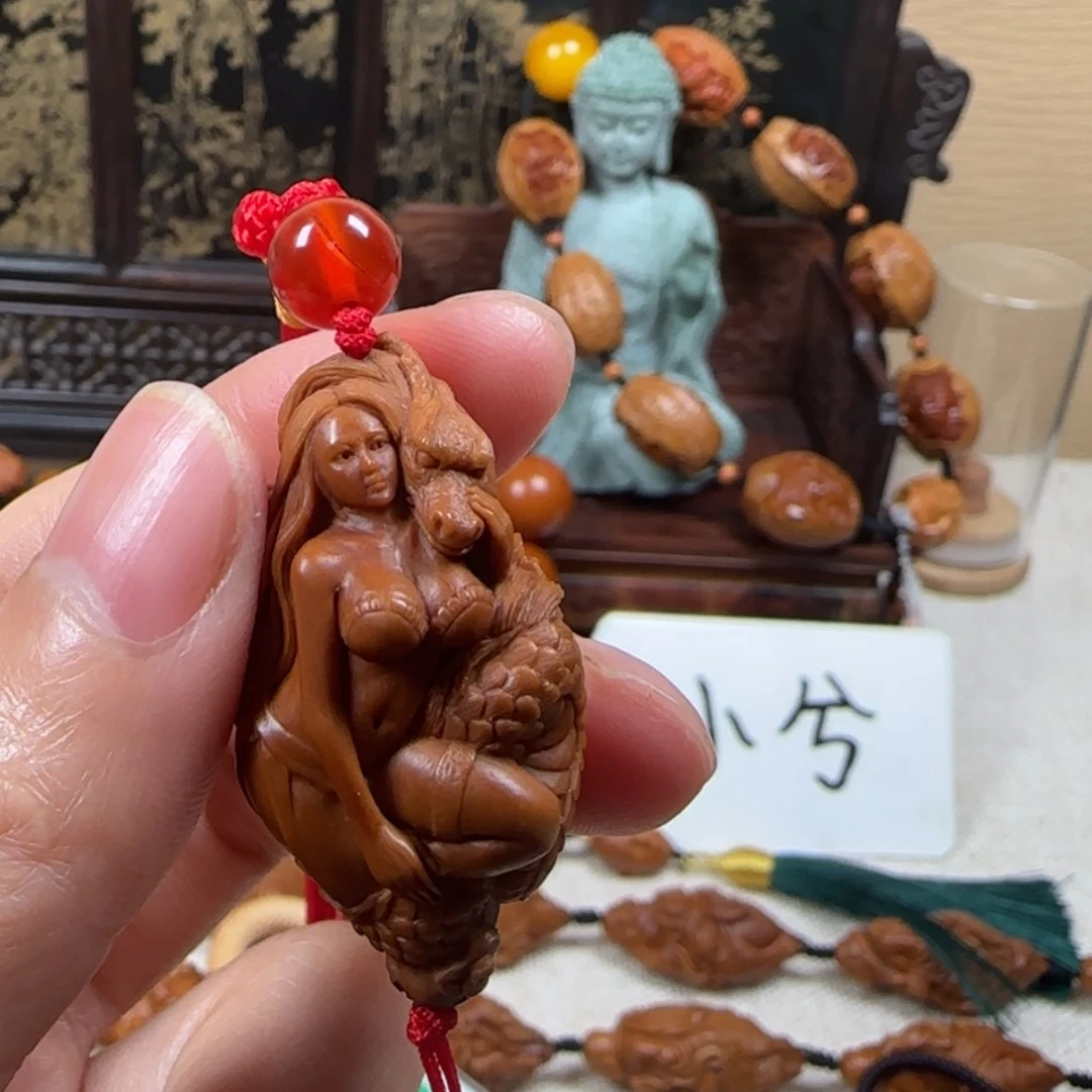 【闪购商品】橄榄核核雕阿*