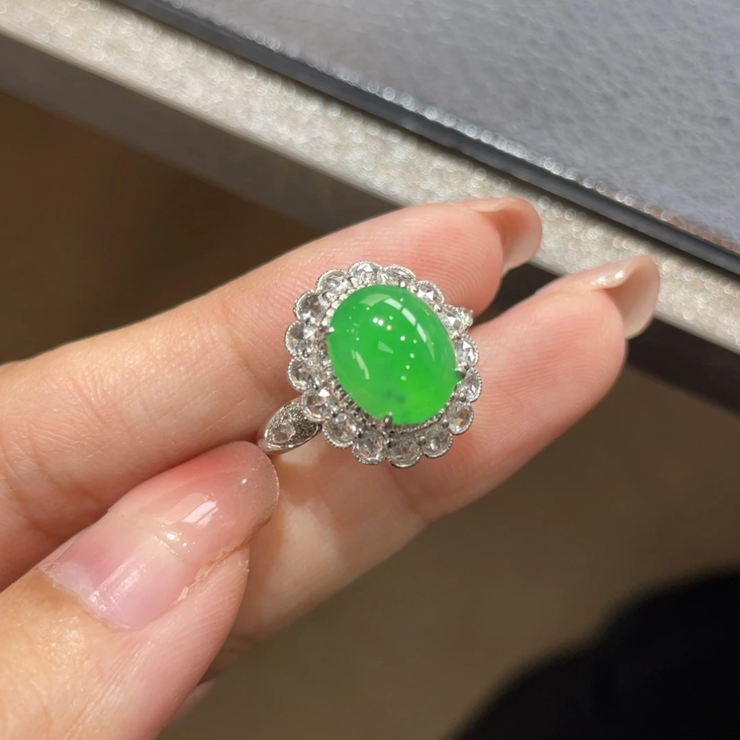 翡翠颈饰18K金镶嵌天然缅甸翡翠
