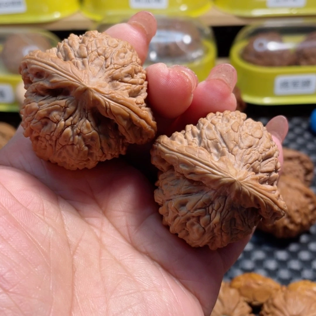 【闪购商品】桃核吊坠蒋***界