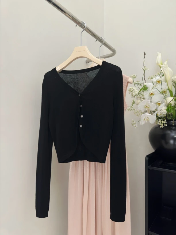 【Whitetea】Ｖ领简约长袖针织衫上衣