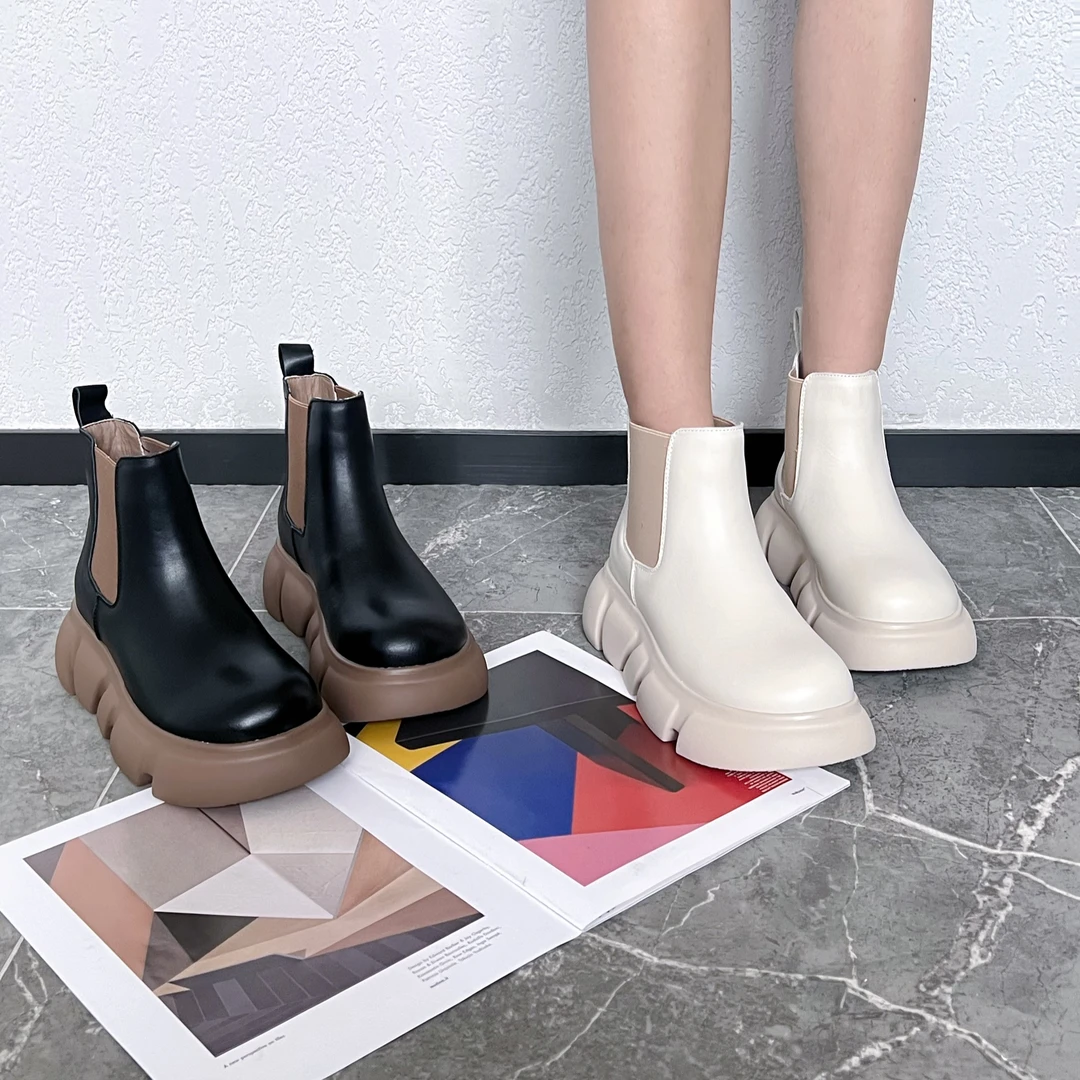 GC【皮里】时尚休闲百搭牛皮厚底5100英伦风圆头烟筒靴23DA5100M