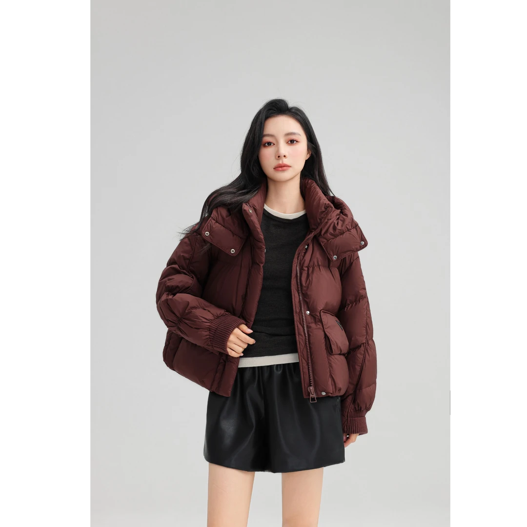 YAYA鸭鸭秋冬立领时尚潮酷短款羽绒服女款连帽简约