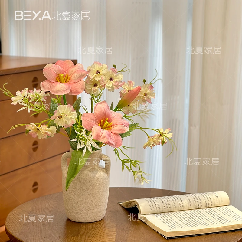 仿真郁金香把束花假花束少女心客厅餐桌卧室装饰摄影拍