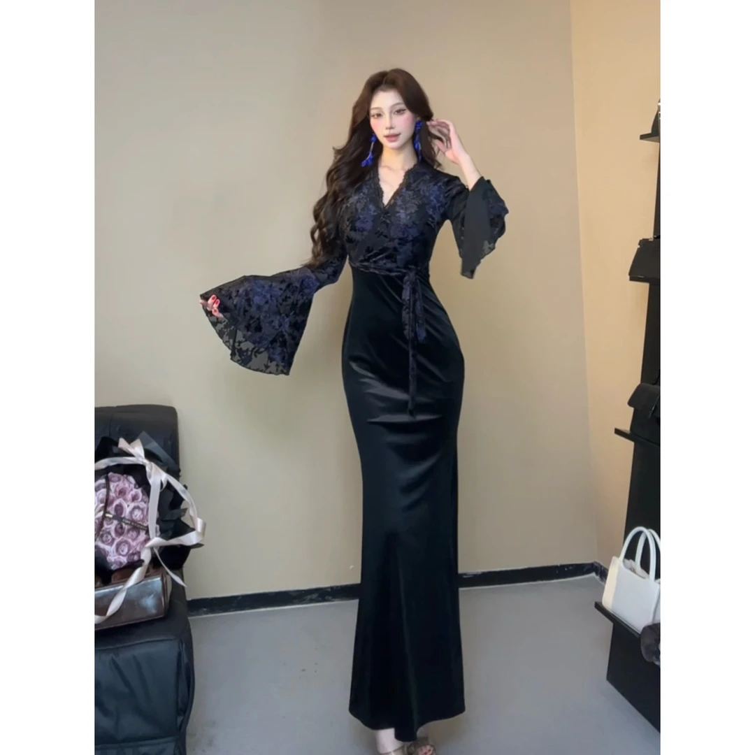 小莹日记【紫罗兰之夜】长袖气质时尚修身烧花连衣裙SZYHZ406282