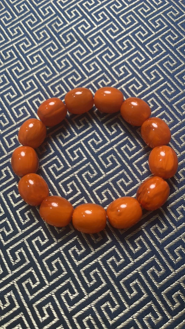 精品橘皮小桶珠蜜蜡手串G998