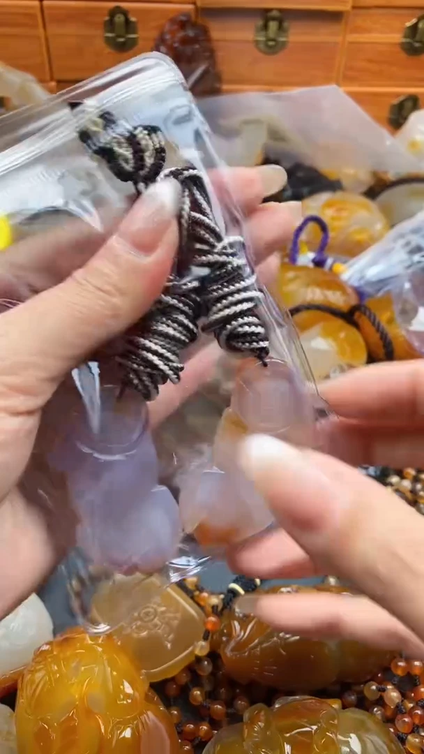 【闪购商品】玛瑙/玉髓颈饰未镶嵌DD