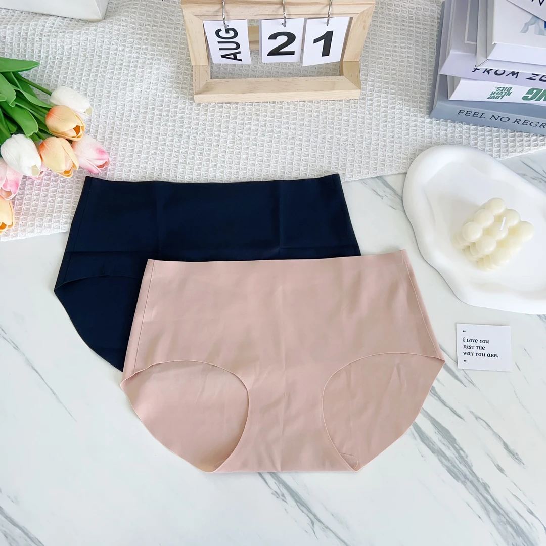 女士夏季舒适无痕冰丝内裤 到手3条！ 9076