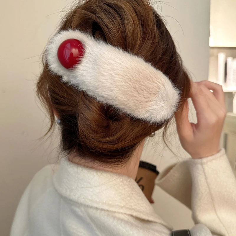 秋冬大号毛绒珍珠发夹女后脑勺鸭嘴夹子抓夹2024新款高级感发饰品