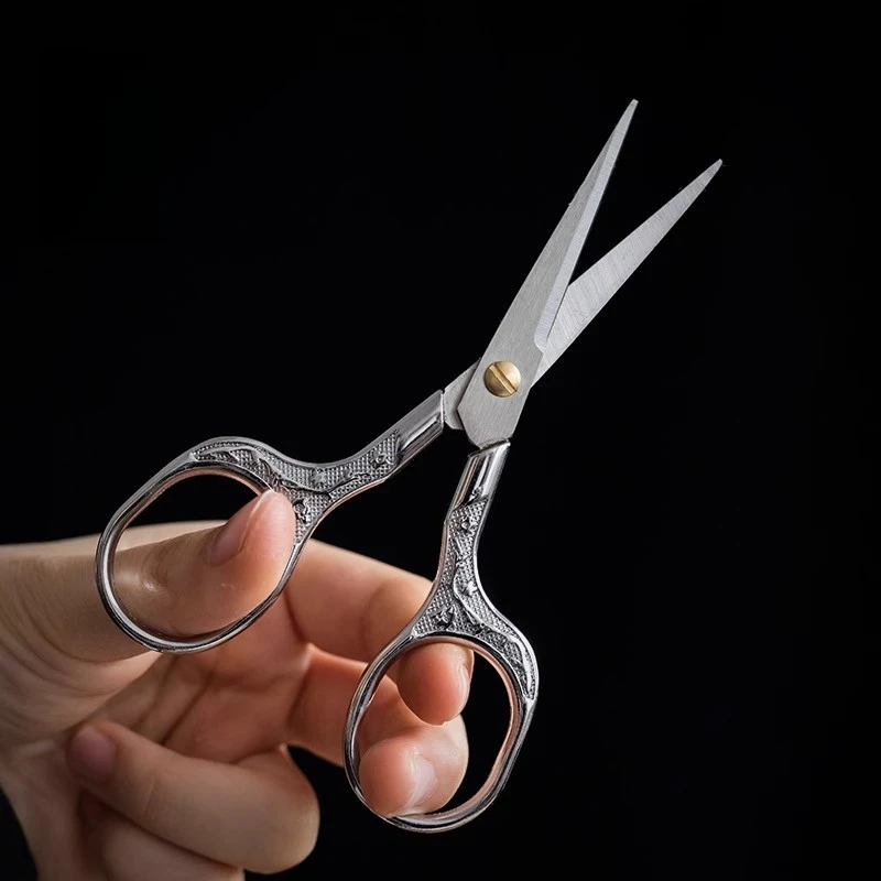 复古小剪刀梅花剪子合金不锈钢家用十字绣花手工梅花家用剪刀精致