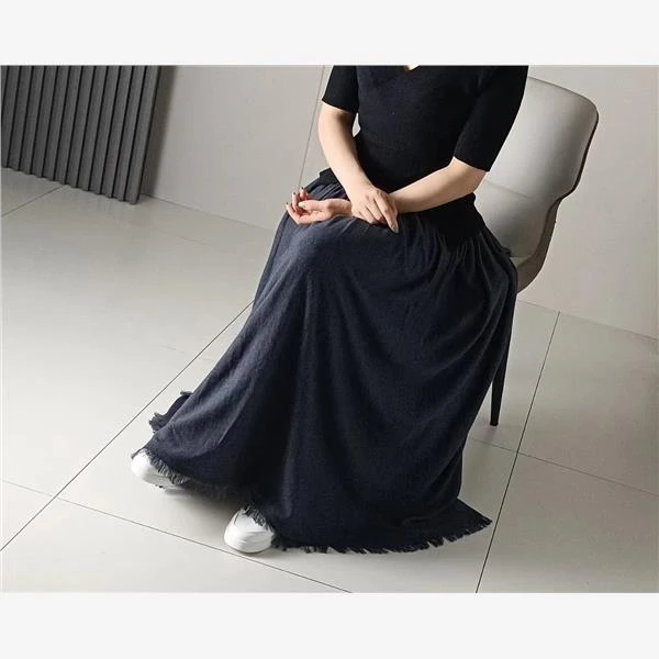 2023女新款秋冬纯色垂感大摆裙遮胯显瘦宽松休闲A字长裙 F11-A055